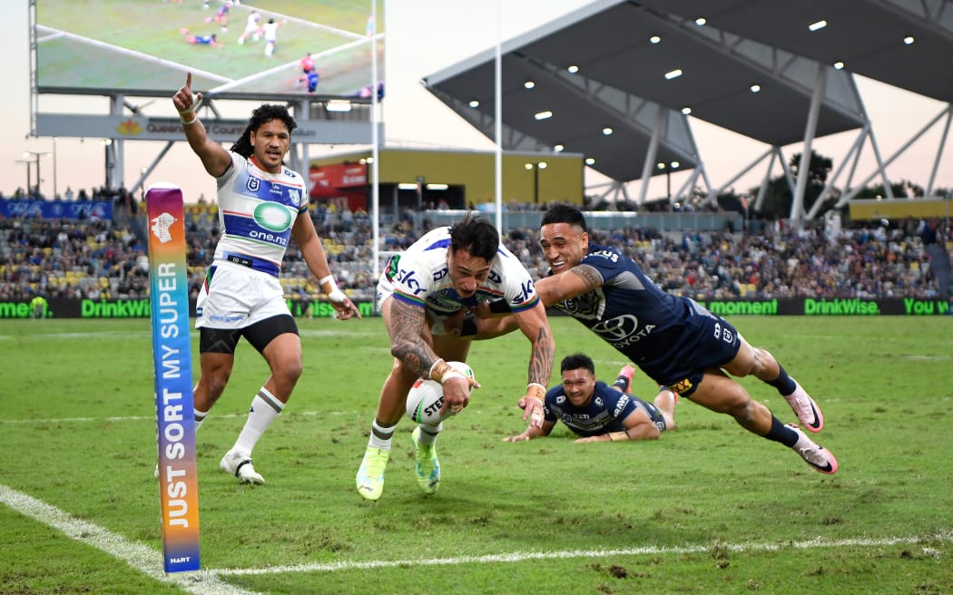 Charnze Nicoll-Klokstad scores a try. Cowboys v Warriors. NRL Rugby League. Townsville, Australia. Saturday 8 June 2024. Photo: NRL Photos/Photosport