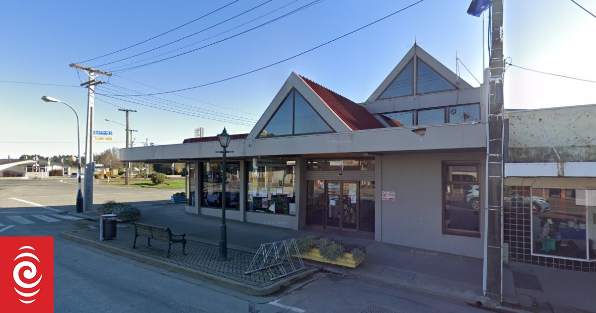 Southland library hours shortened after teens' abuse: 'This is a community problem' - Vimarsana News