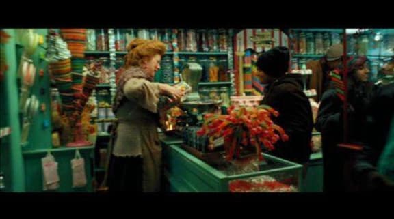 Blood-flavoured lollipops in Harry Potter