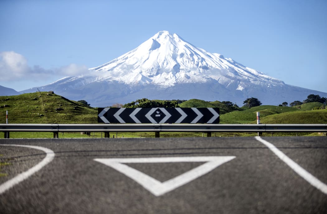 PHOTO: Andy Jackson Photographer.   Mt Taranaki taken from the corner of Stent road and SH45.