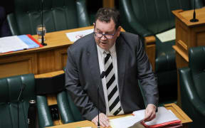Deputy Prime Minister (and Minister for Sport) Grant Robertson leads the accolades in his NZ Cricket tie