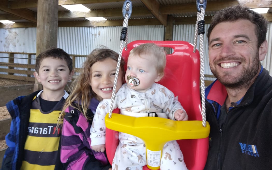 Kane Brisco and his children