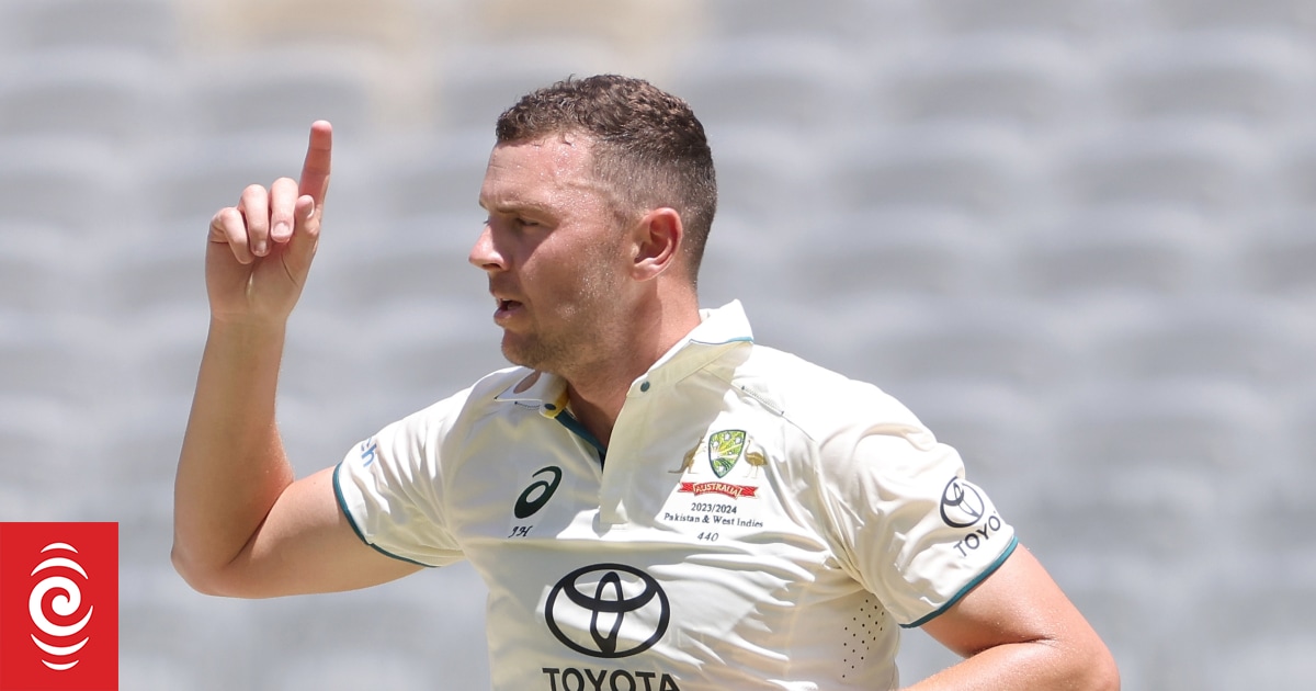 Hazelwood takes three in an over to give Australia upper hand - Vimarsana News