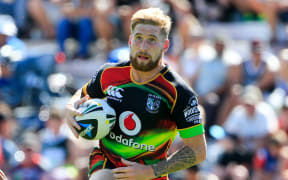 The Warriors fullback Sam Tomkins in action.