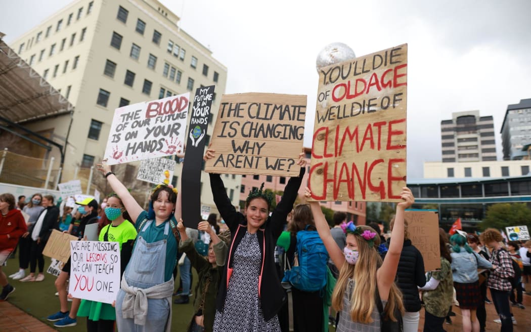 Crowds for the School Strike 4 Climate march in Wellington begin to grow in Civic Square.