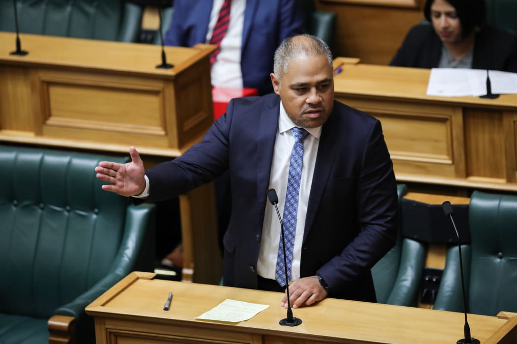 Labour MP Peeni Henare debating in the House