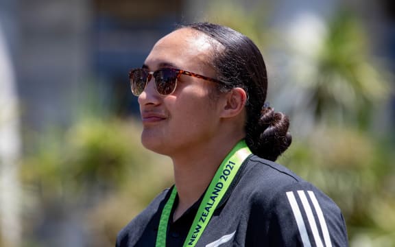 Fans celebrate the Black Ferns at an event at Parliament