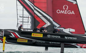 Team New Zealand struck by Britain's Land Rover BAR