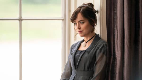 Dakota Johnson in Persuasion (2020).