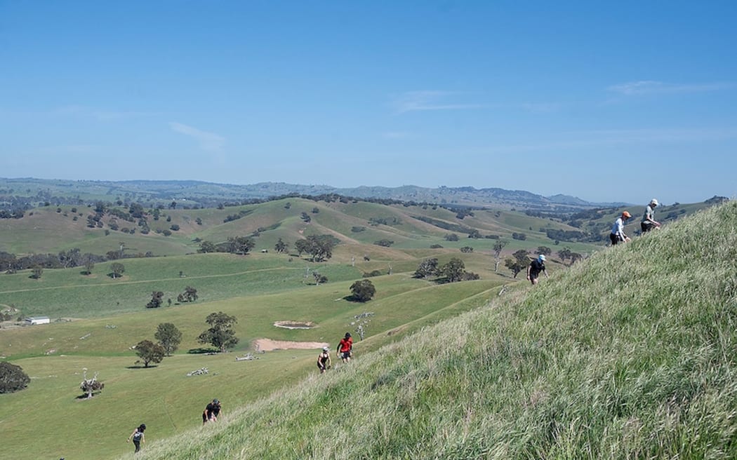 Contestants complete a 4.2-kilometre circuit up and down a hill every hour until just one runner remains.