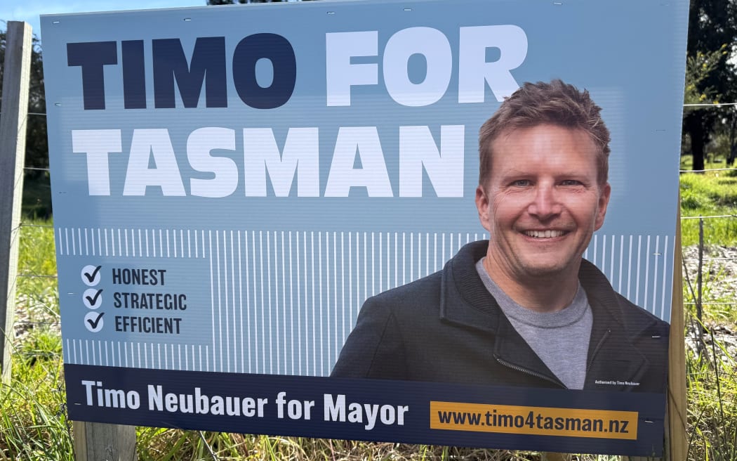 Sleek colours and tick graphics made Timo Neubauer, Daniel Shirley, and Mike Kininmonth's signs winners for McIntyre.