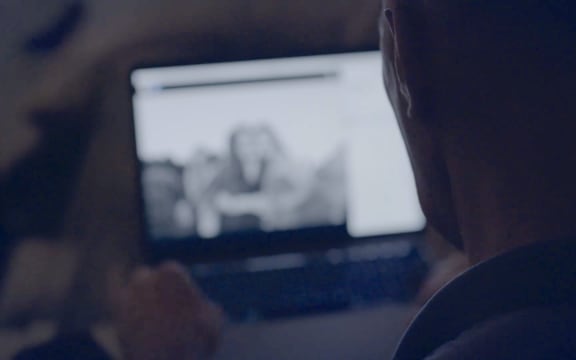 Breaking Silence 2 - Stalking