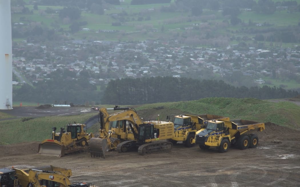 Construction on the Manawatu Gorge highway during winter 2022