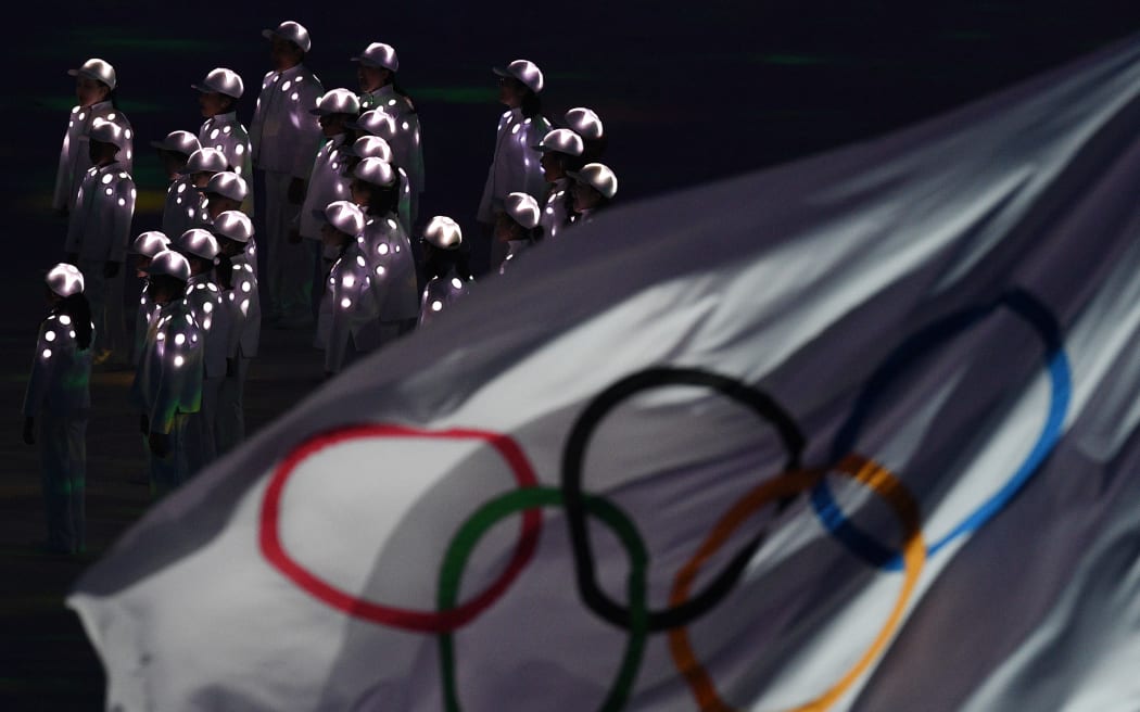 A children's choir sings at the Rio Olympics closing ceremony.