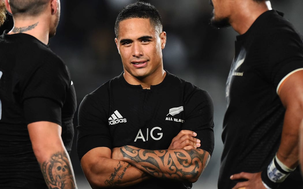 All Black Aaron Smith
