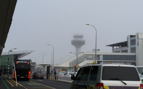 Fog at Auckland Airport has delayed travellers.