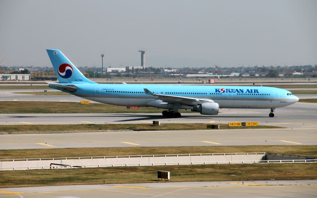 A jet plane of Korean Air is pictured at the Incheon International Airport in Incheon, South Korea, 6 May 2018.