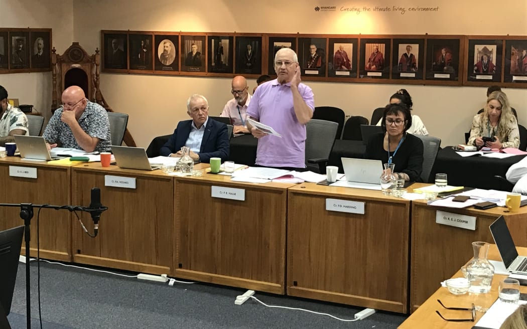 Whangārei Deputy Mayor Phil Halse speaks in favour of Oruku conference and event centre.