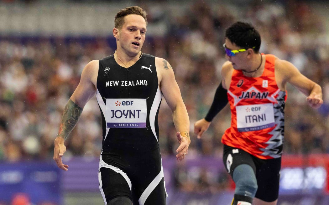 Mitch Joynt of New Zealand in the Men’s 200m T64 at the Stade De France