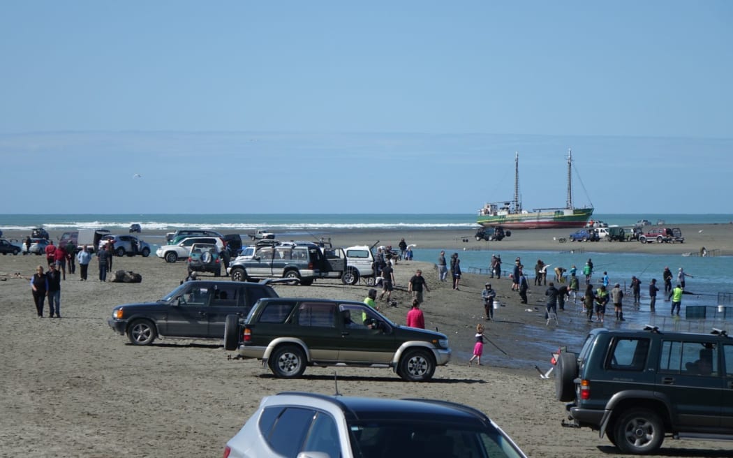 Crowds turned out to the scene of the stranding today.