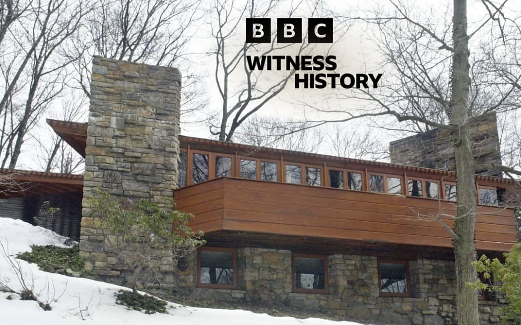 In 1948, the foundation was laid for a "utopian" town designed by America's greatest architect. Frank Lloyd Wright's mission was to create a social collective of affordable homes.
