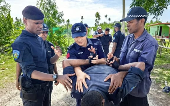 Police trainers from China visited the island of Malekula to educate 13 local police officers. (Supplied: Chinese Embassy in Vanuatu)