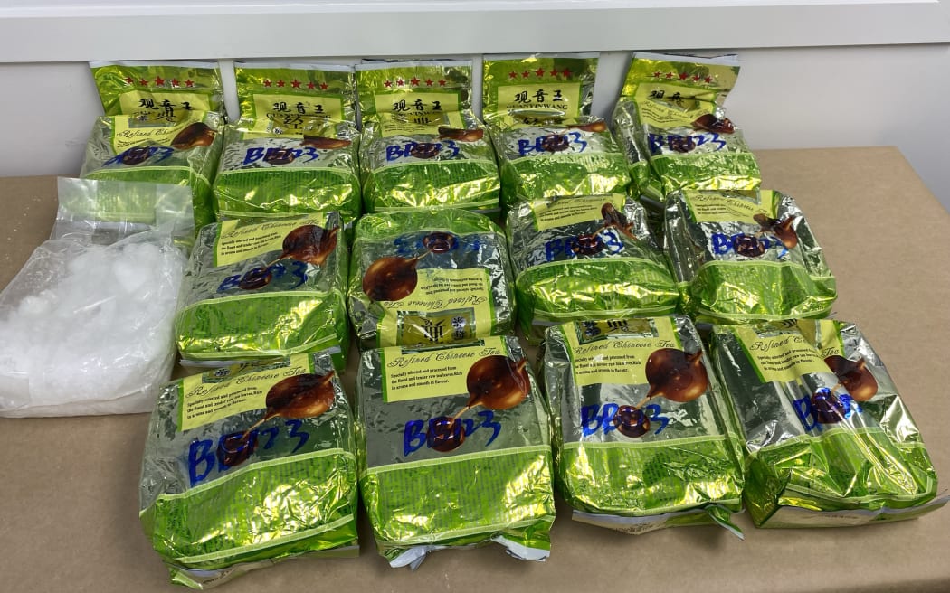 Meth found in duffle bags at Auckland Airport