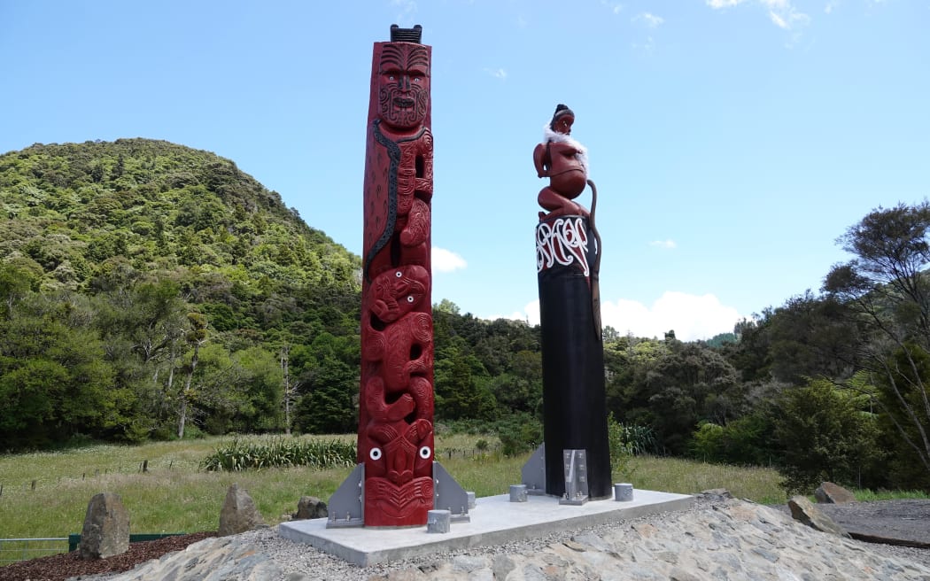 Carved pou were unveiled and blessed at either end of the gorge before dawn.