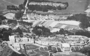 A photograph shows Porirua Hospital in the early 1900s.