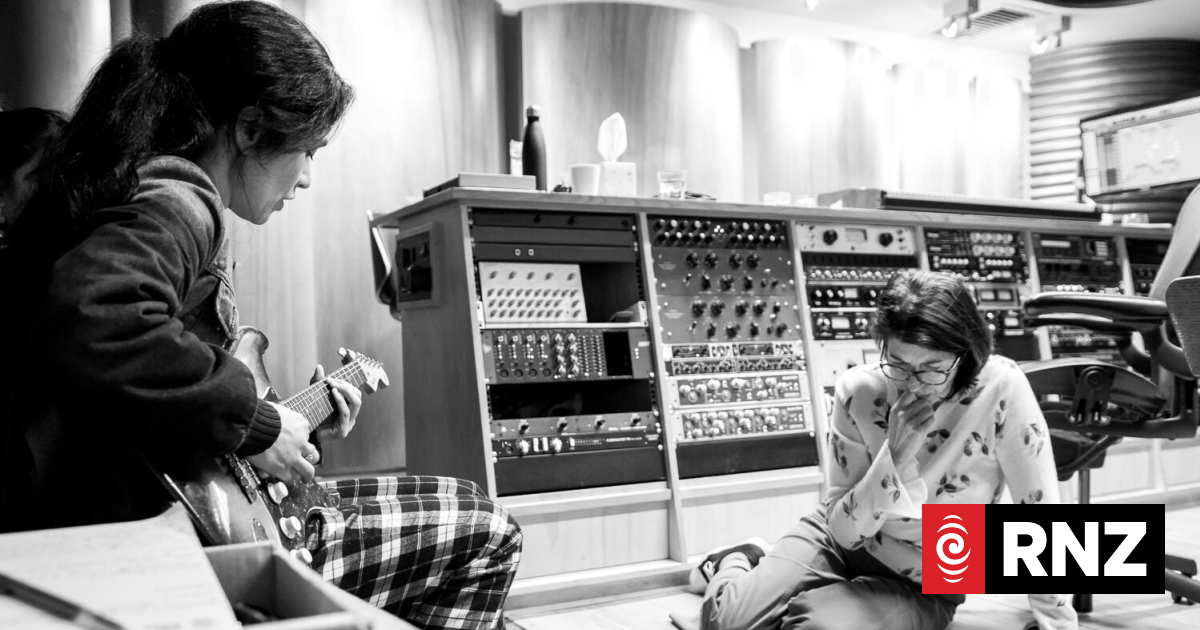 Susan Rogers on her four intense years working for Prince | RNZ