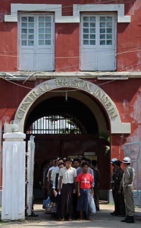 Myanmar prisoners being freed from Insein Central prison in Yangon in 2011.