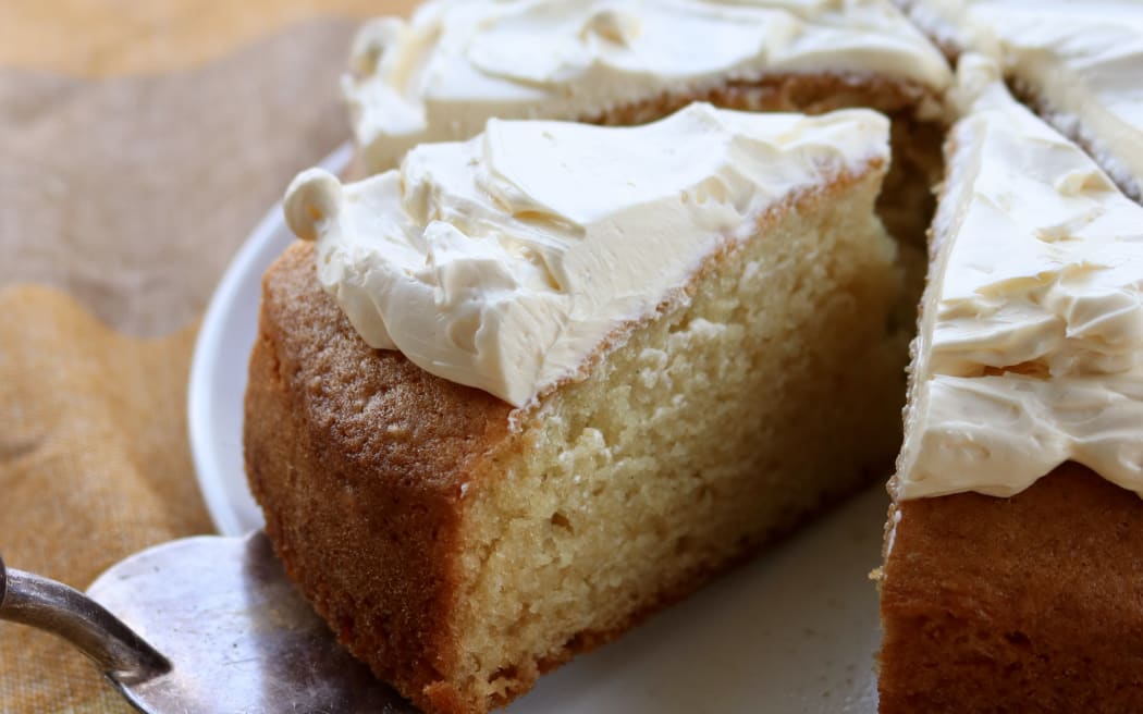 Everyday Vegan Cake - recipe by Alby Hailes