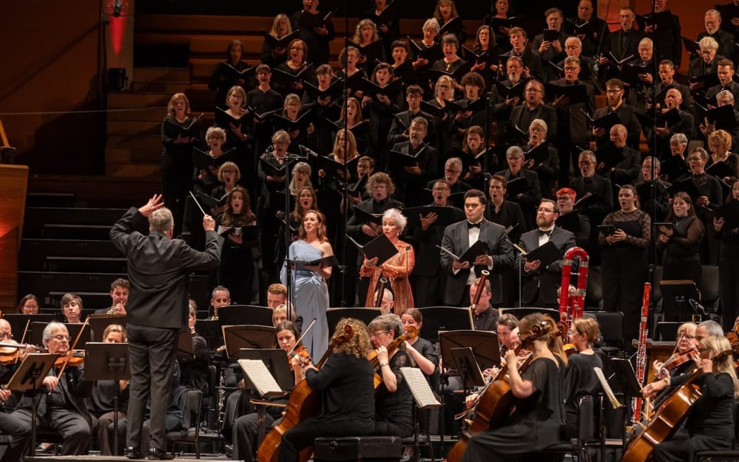 Marc Taddei conducting Orchestra Wellington and the Orpheus Choir