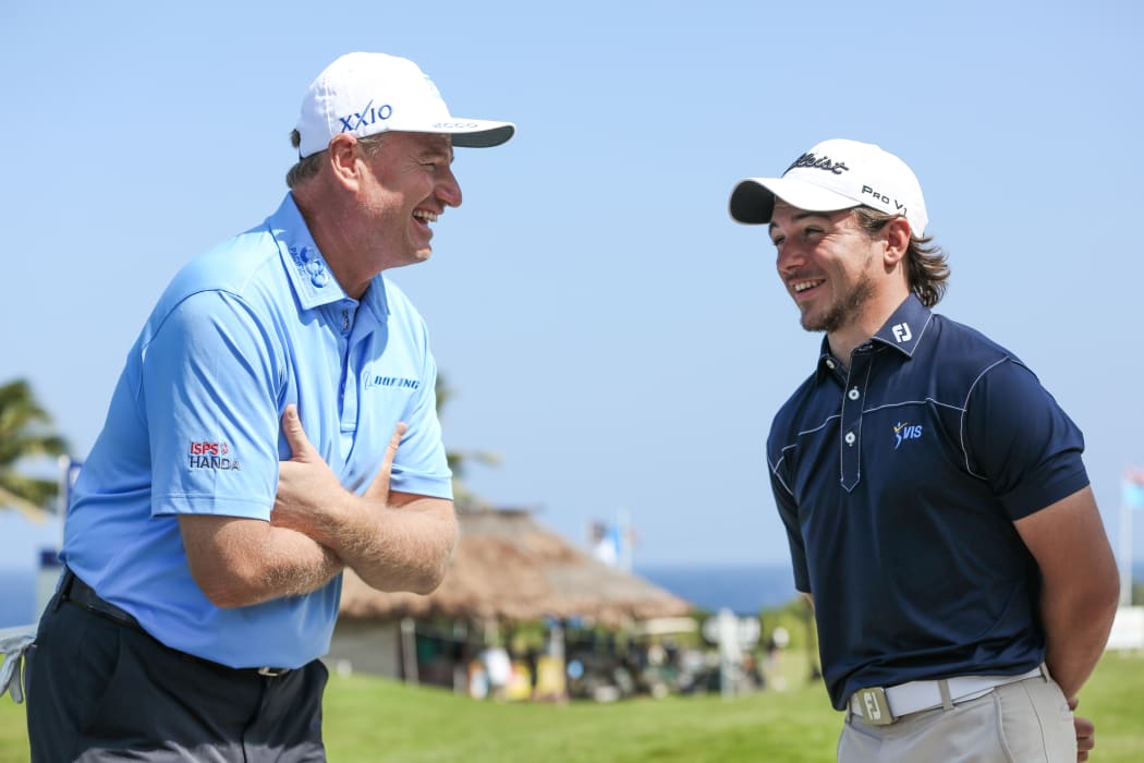 Ernie Els and Australian amateur David Micheluzzi have been grouped together for the first two rounds.