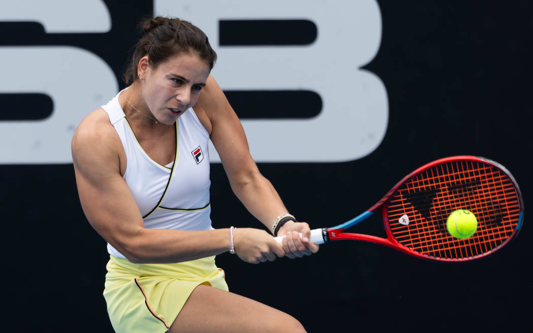 Emma Navarro of the USA will play defending champion and compatriot Coco Gauff in the ASB Classic semi-finals.