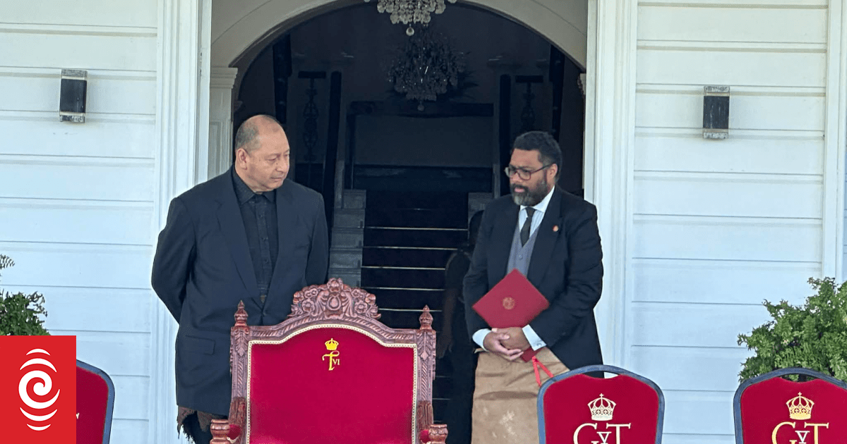 "If we are to unite Tonga we will have to start in Parliament" - Tonga's new PM