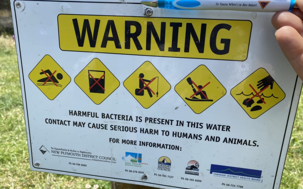 The sign warning of the Valley sewage spill was the length of two ballpoint pens.