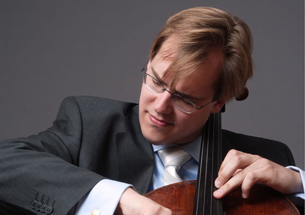 International cellist Wolfgang Schmidt