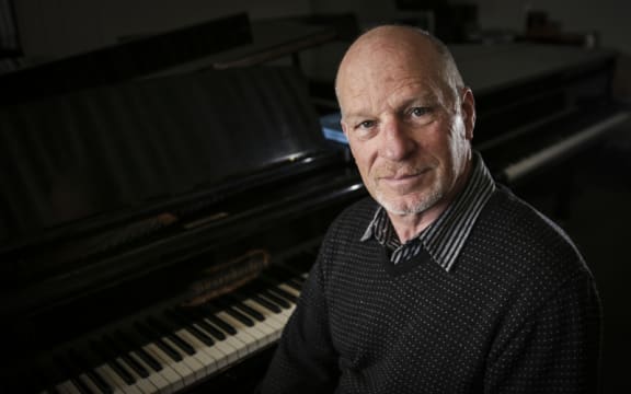 Michael Houstoun
