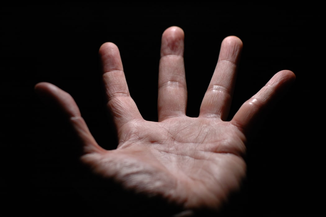 hand reaching up