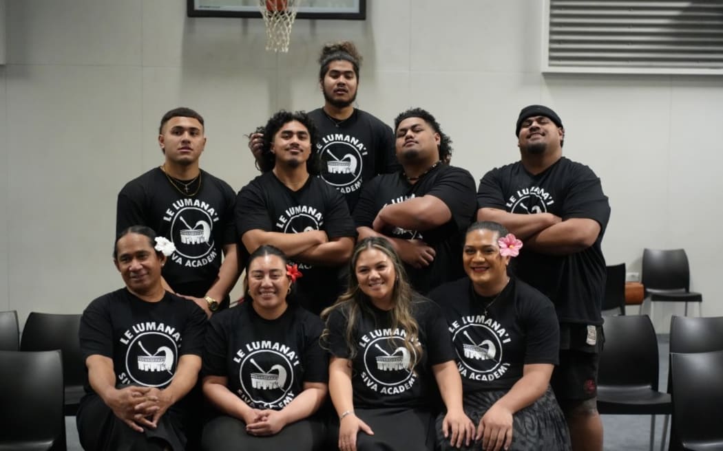 Front line from left - Tara Faasavalu, Marion Iosefo, Nauna Sale, Annie Kaio
Back row: Patrick Iosefos, Jack Manu'a, Stanley Mamea, Andrew Lusiano, Ropati Lusiano