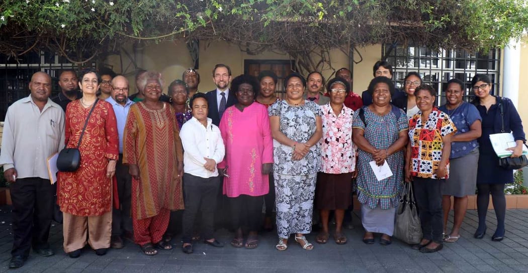 UN High Commissioner for Human Rights, Zeid Ra'ad Al Hussein, meeting with civil society in PNG