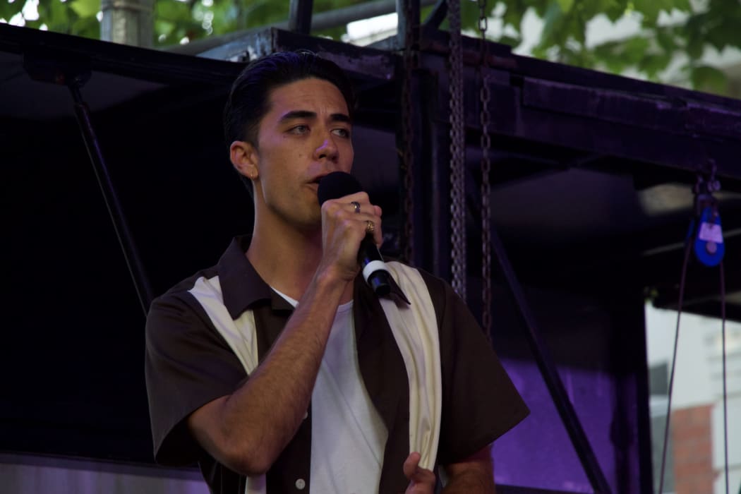 Teeks performing with High Beams at Laneway 2019