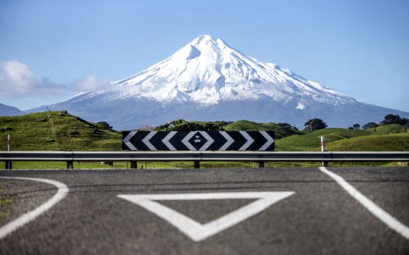 PHOTO: Andy Jackson Photographer.   Mt Taranaki taken from the corner of Stent road and SH45.