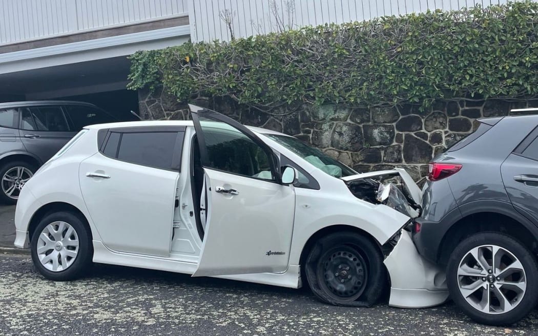 A car crashed on Domain Street during the incident.