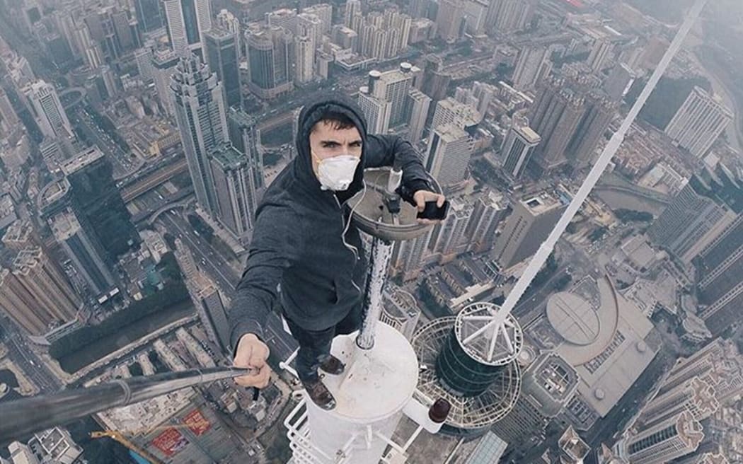 Beerkus in China (Instagram)