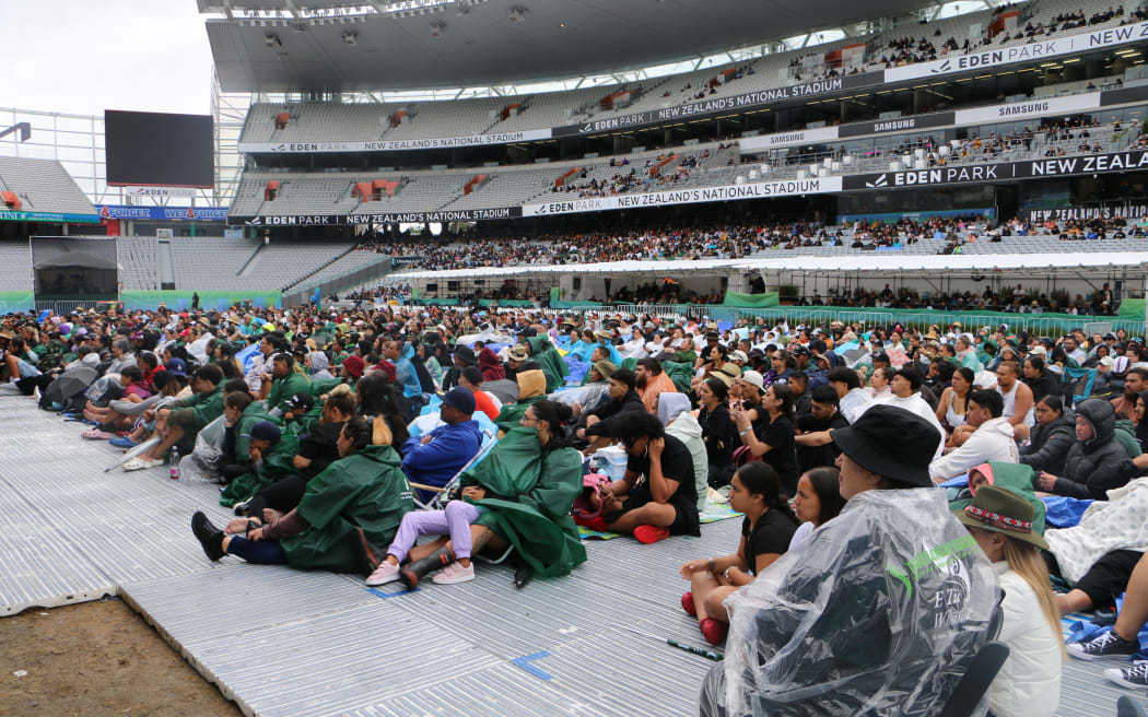 Thousands of kapa haka fans turned out at Eden Park to cheer on events at Te Matatini despite the rain.