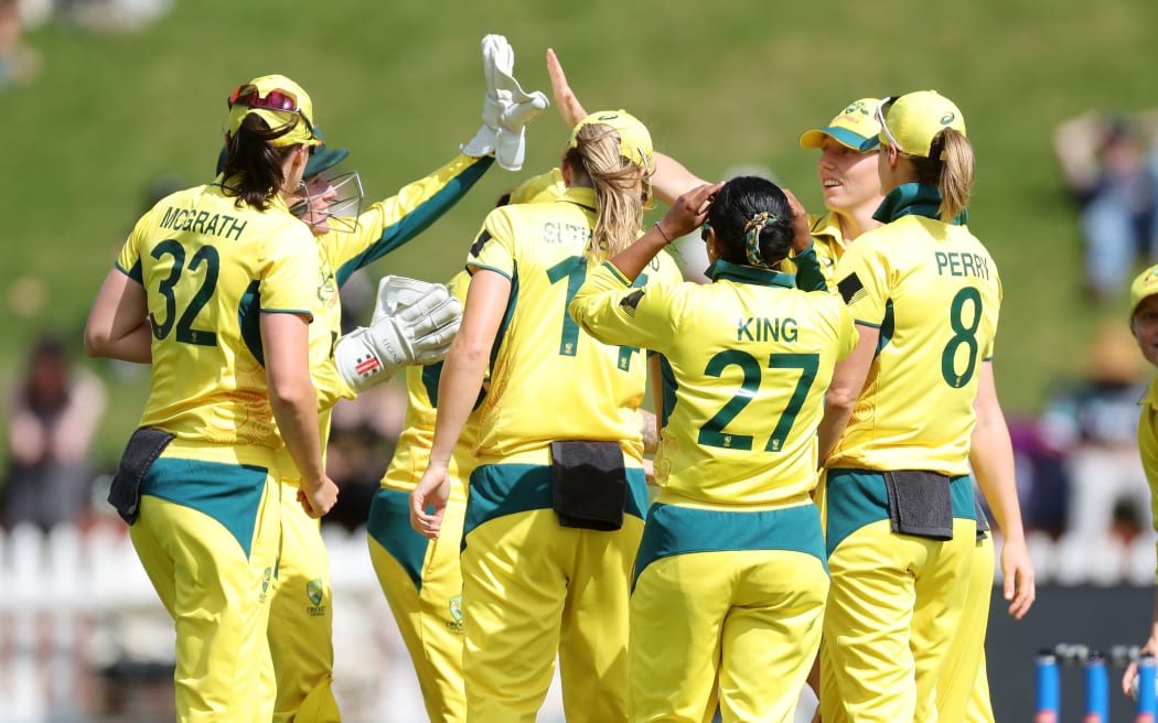 Australia celebrate Ferns Melie (Amelia) Kerr being caught during the 3rd ODI New Zealand White Ferns v Australia Rose Bowl ODI series at Cello Basin Reserve, Wellington, 23 December 2024. © Copyright image by Marty Melville / www.photosport.nz
