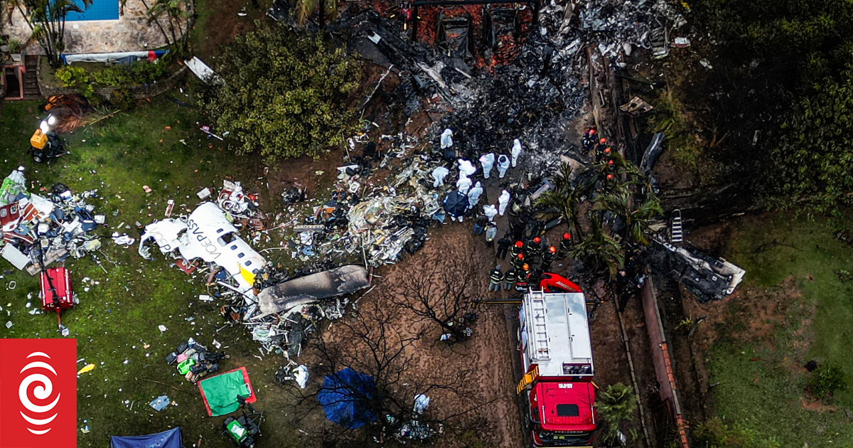 Brazil authorities recovering bodies from plane crash that killed 62 ...