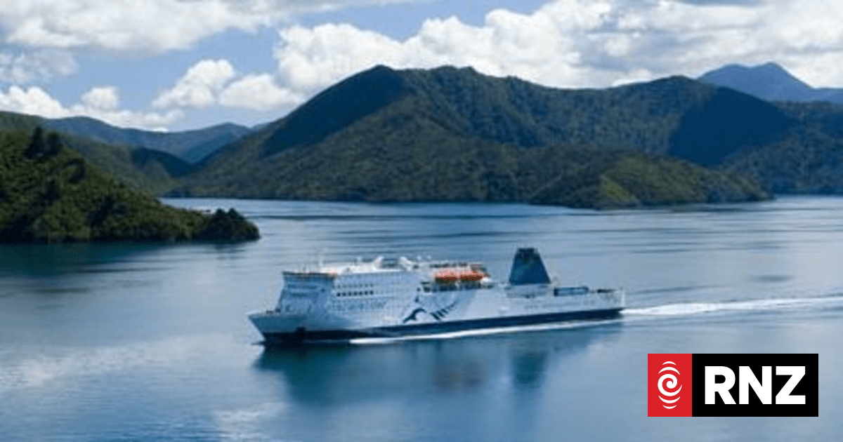 Interislander resumes sailing after Covid-19 halt to service | RNZ News